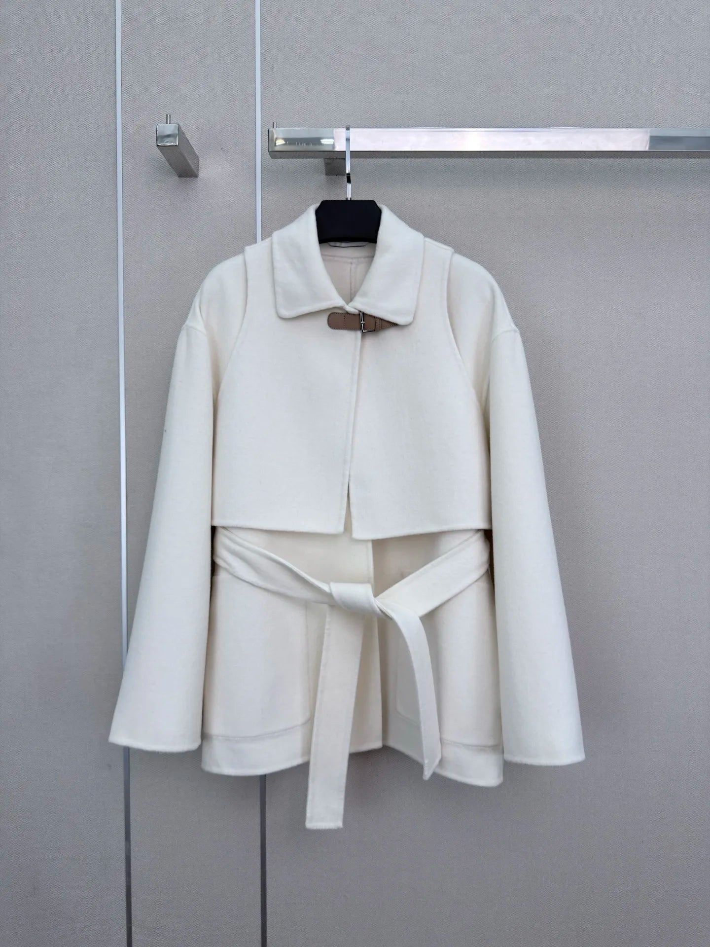 Women's Wool Long Sleeve V-Neck Button Top And Lapel Vest