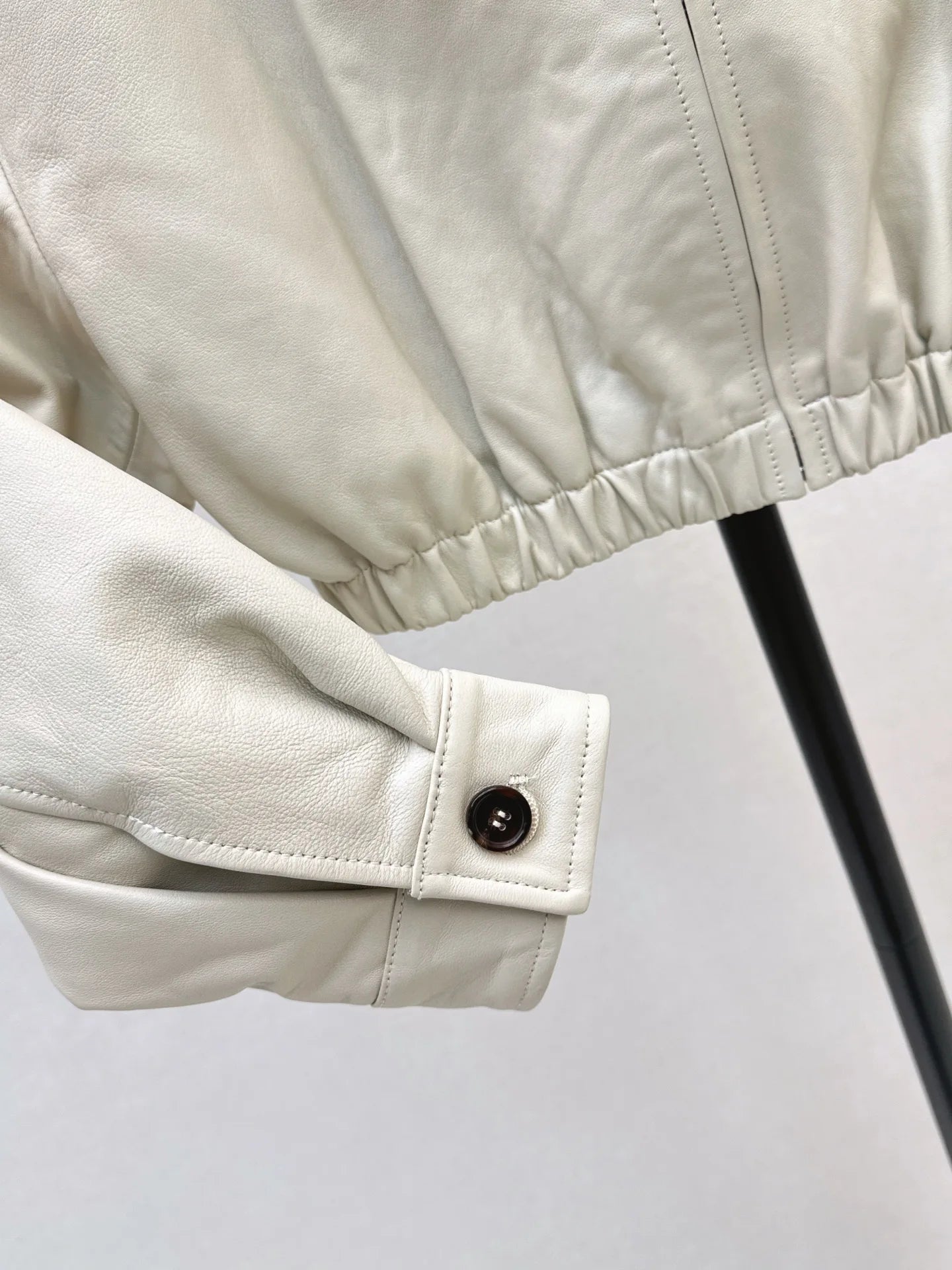 Women Leather Long Sleeve Notch Collar Zipper Jacket