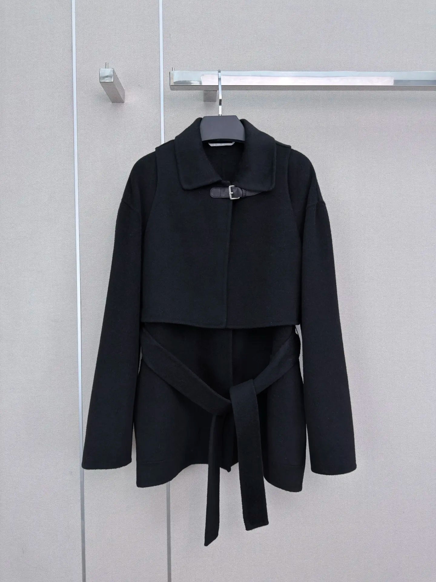 Women's Wool Long Sleeve V-Neck Button Top And Lapel Vest