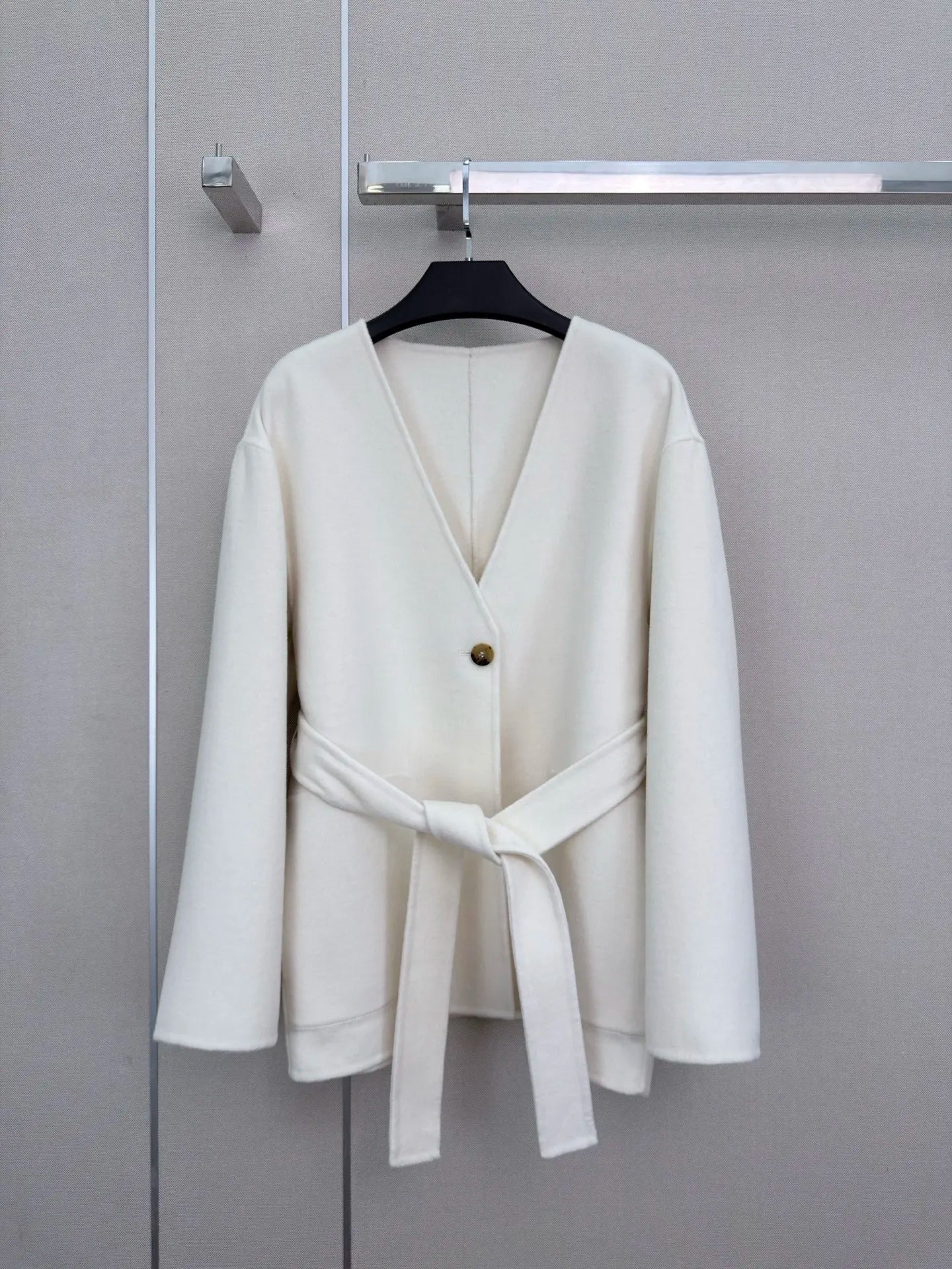 Women's Wool Long Sleeve V-Neck Button Top And Lapel Vest