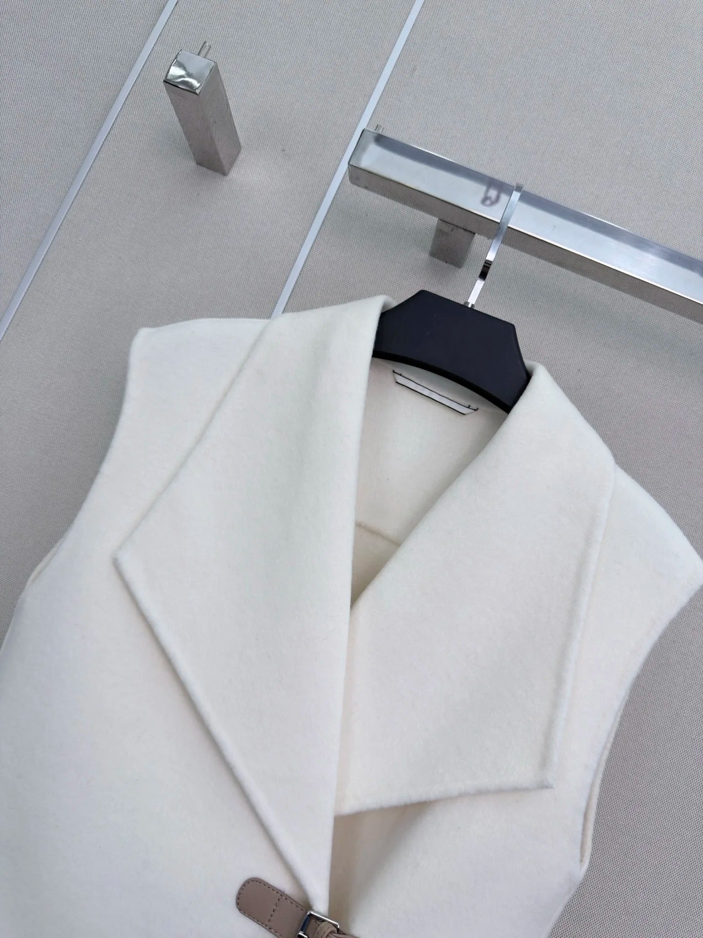 Elegant Wool Vest For Women Sleeveless Button Collar