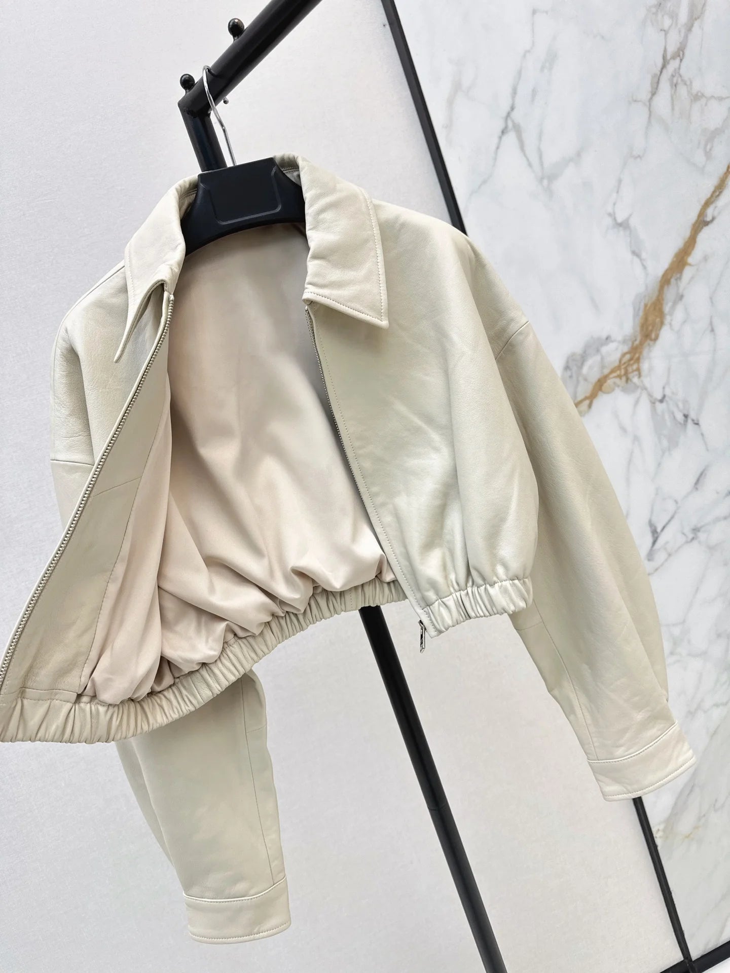Women Leather Long Sleeve Notch Collar Zipper Jacket