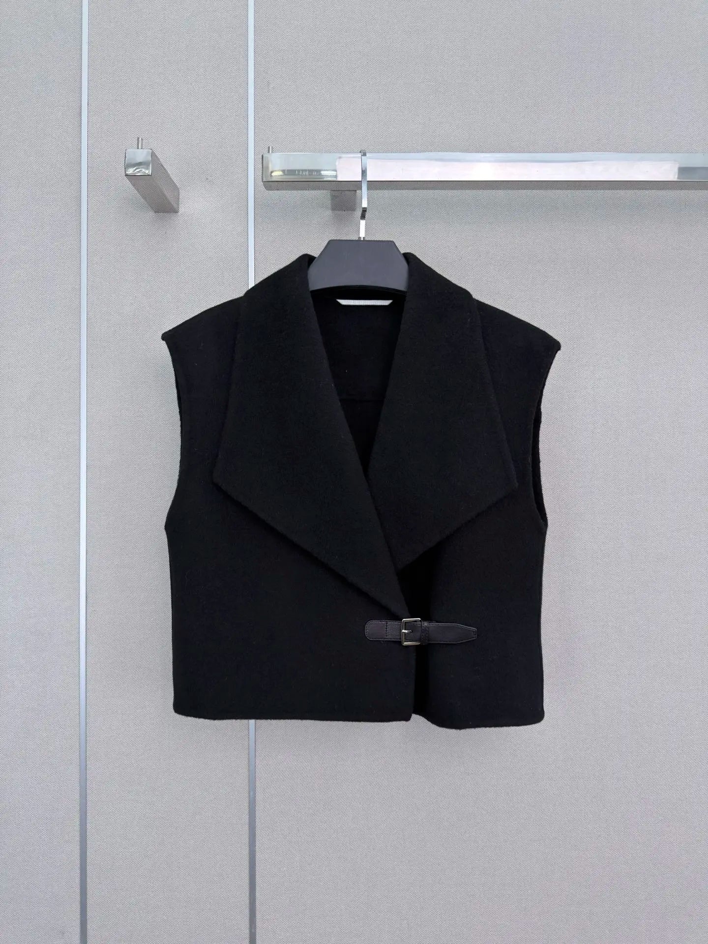 Elegant Wool Vest For Women Sleeveless Button Collar